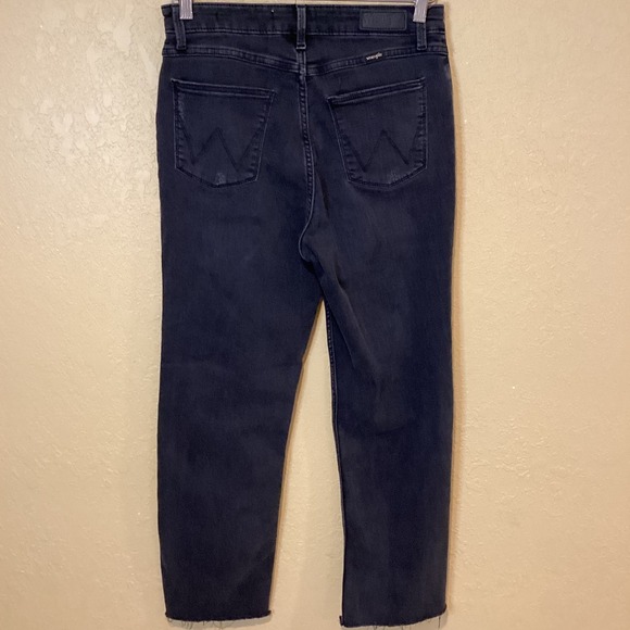 Wrangler High Rise True‎ Straight Crop Jeans in Black, Women's Size 8 - Picture 3 of 7